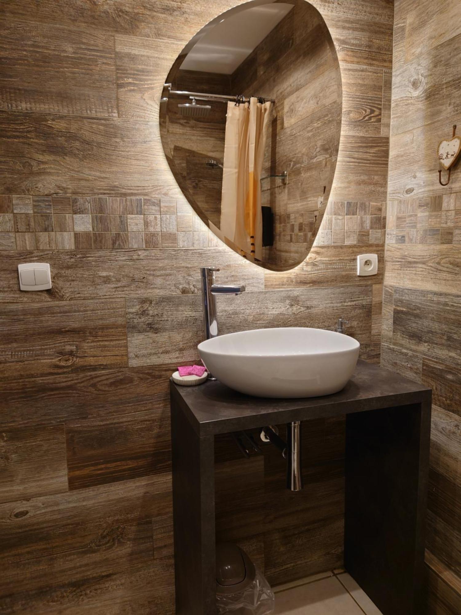 Au Petit Moulin Apartment *